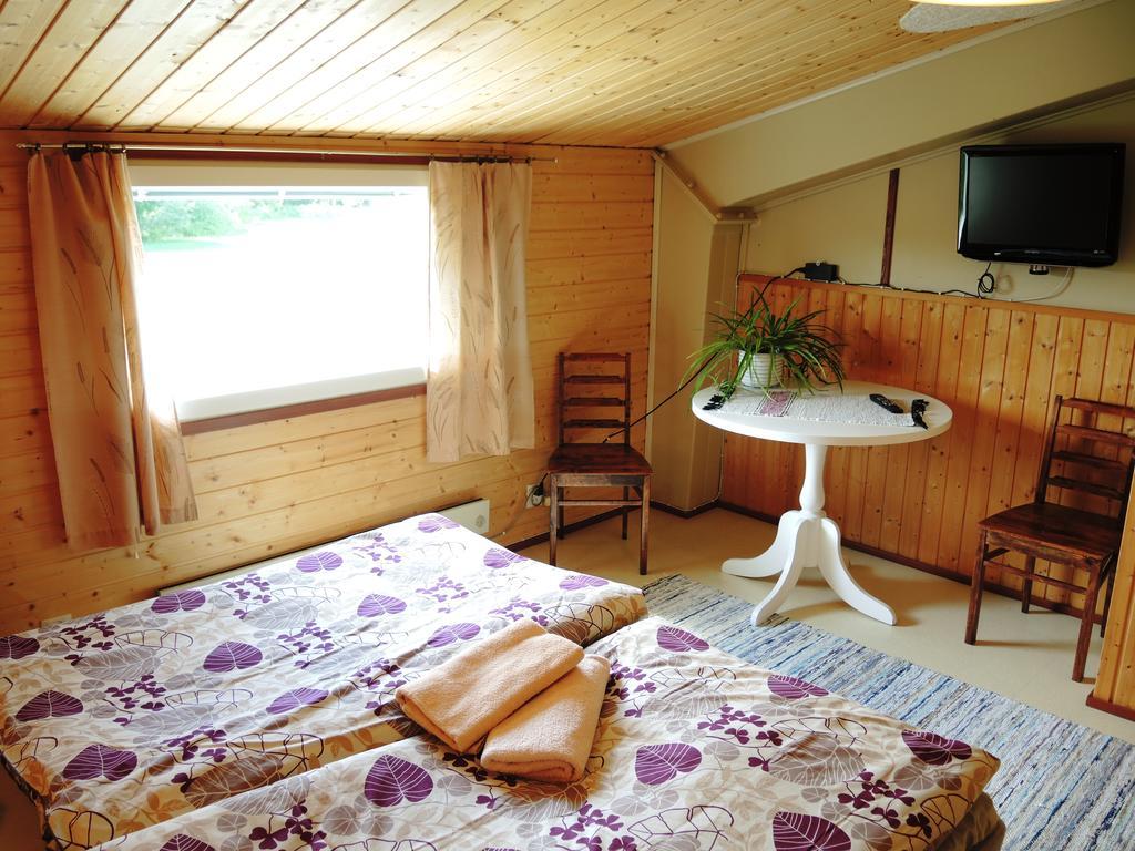 Bed & Breakfast Tuukkalan Tila Ristiina