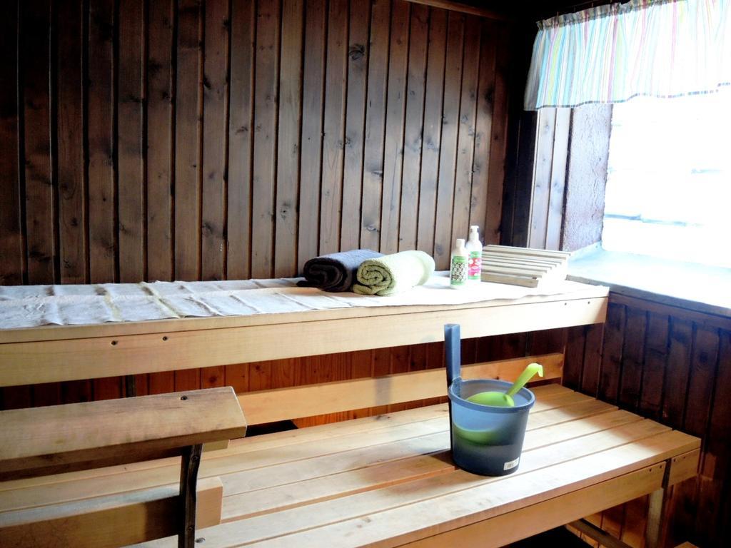 Bed & Breakfast Tuukkalan Tila 2*